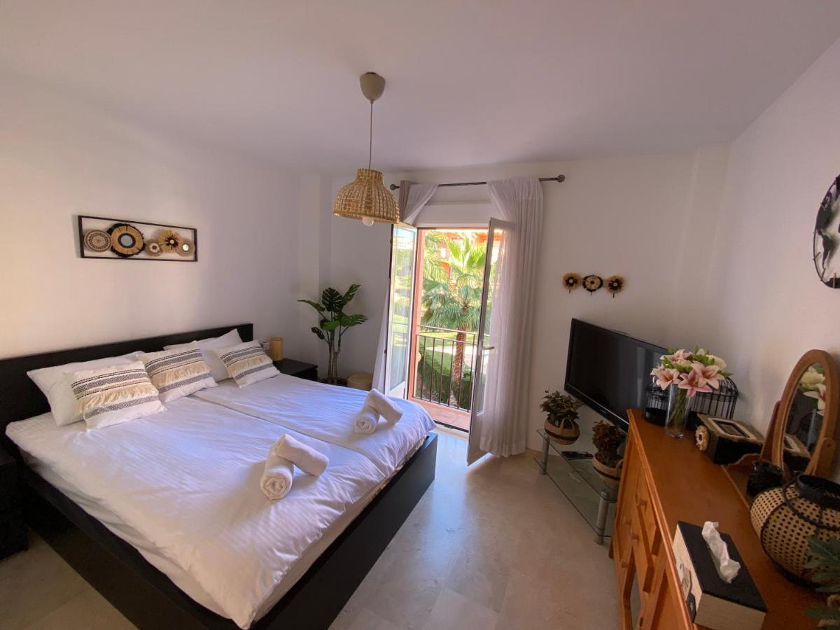 Spacious And Stylish Penthouse In Mijas El Faro Kültér fotó