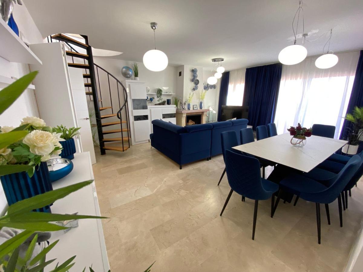 Spacious And Stylish Penthouse In Mijas El Faro Kültér fotó