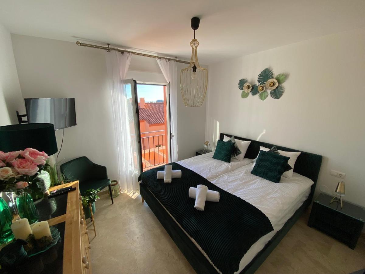 Spacious And Stylish Penthouse In Mijas El Faro Kültér fotó