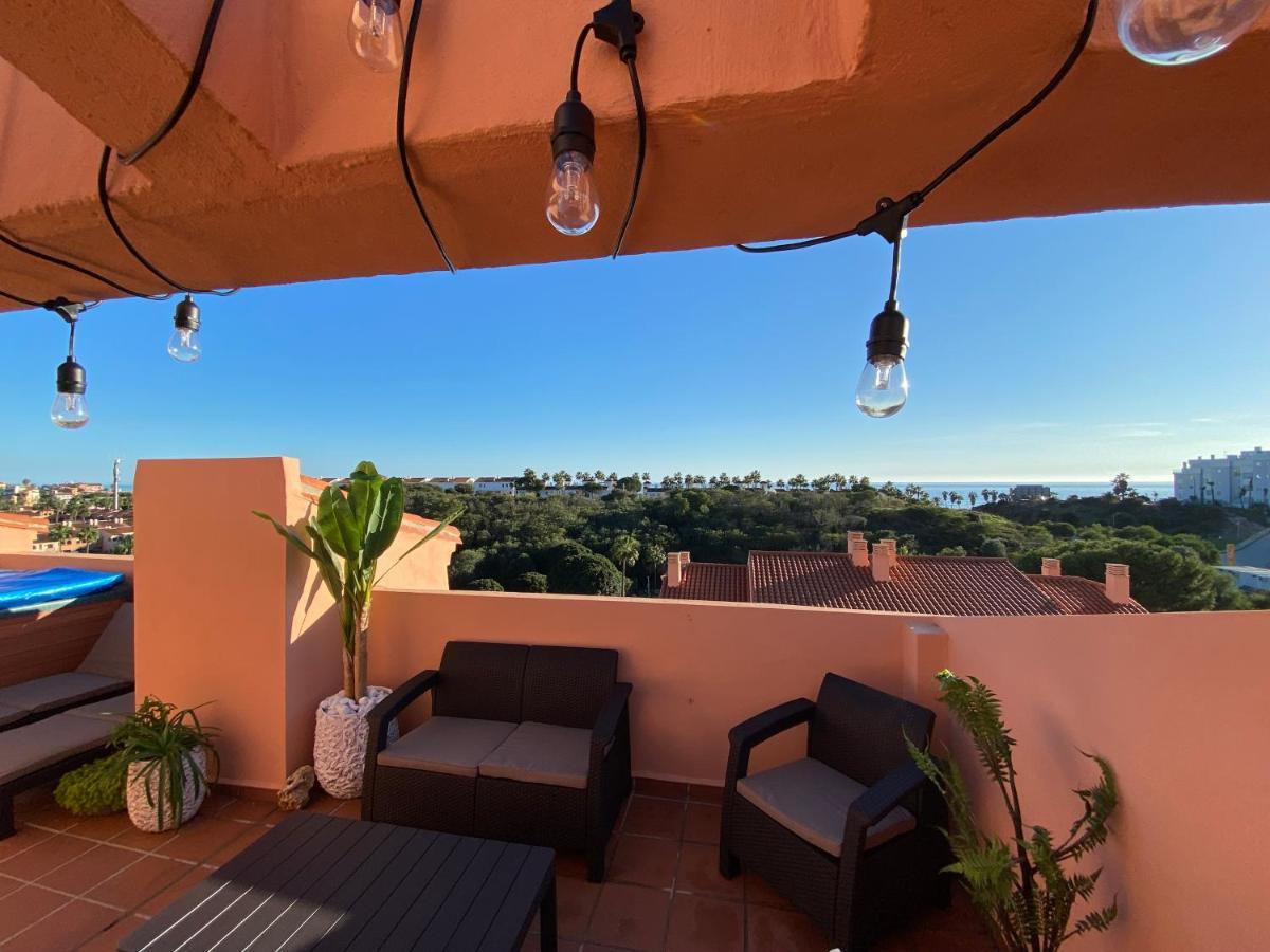 Spacious And Stylish Penthouse In Mijas El Faro Kültér fotó